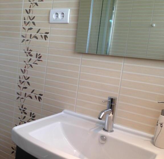 اتاق استاندارد با تراس, Guest House Sea Breeze