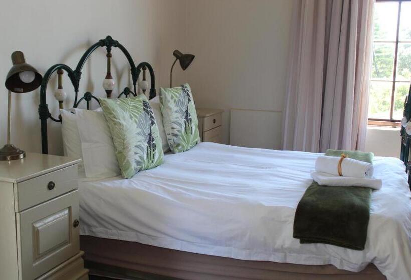 ファミリールーム, Sir Roys Guest House