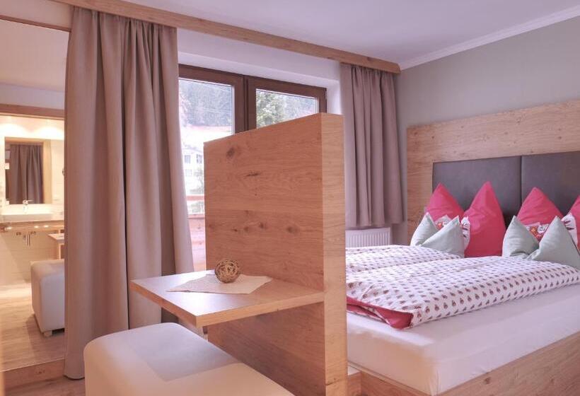 غرفة ديلوكس مزودة بشرفة, Pension Aloisia