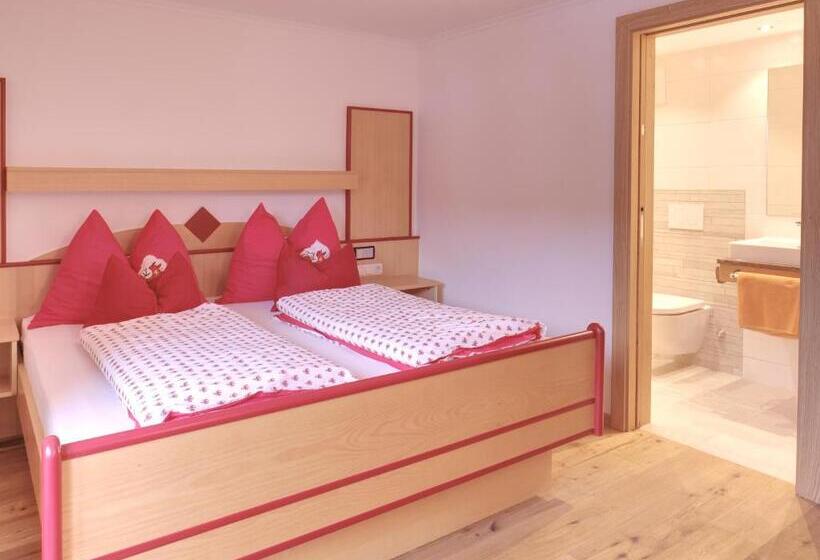 غرفة ديلوكس مزودة بشرفة, Pension Aloisia