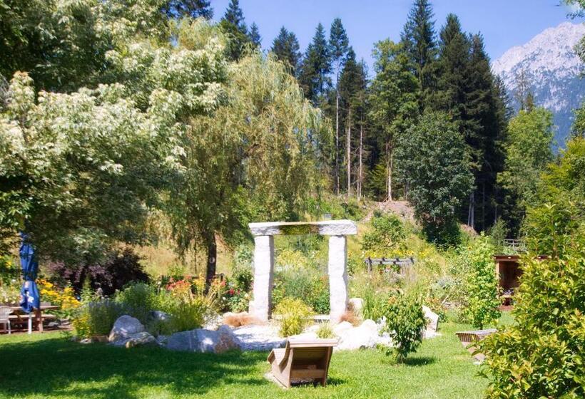 غرفة إقتصادية, Pension Aloisia