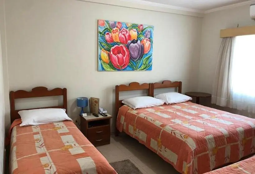スタンダード4人部屋, Pousada Das águas