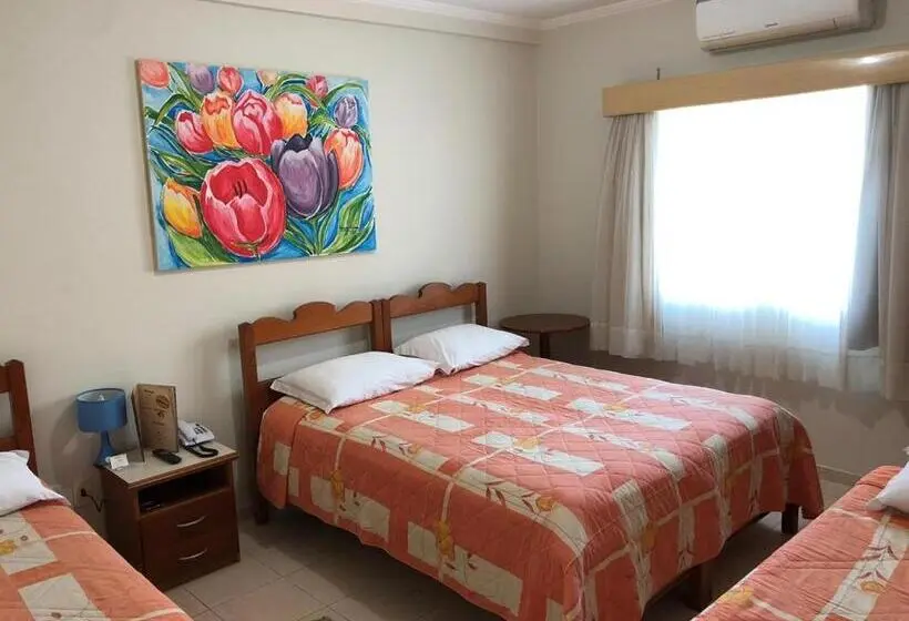 スタンダード4人部屋, Pousada Das águas