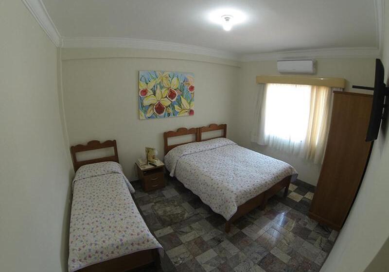 Standaard Vierpersoonskamer, Pousada Das águas