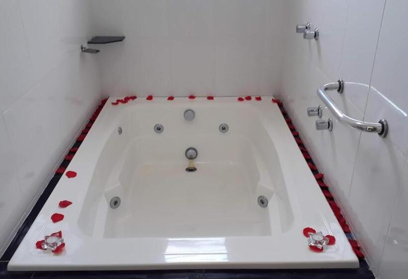 Suite met Jacuzzi, Refúgio Serra Negra