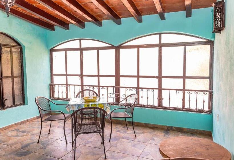 Quarto Quádruplo Estandar, Villa Celeste