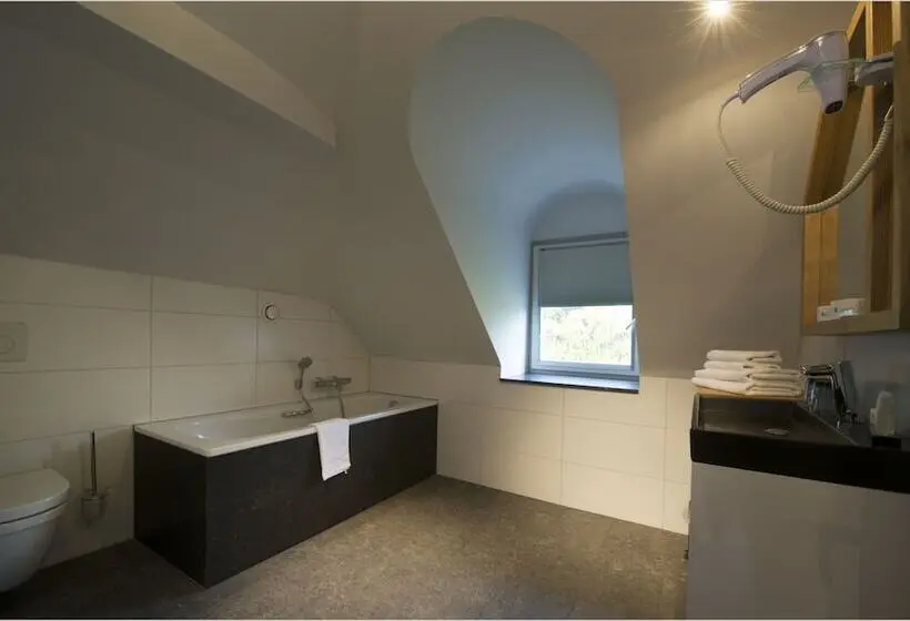 ファミリールーム, Villa Valkenburg