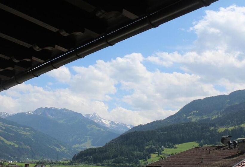 Номер Стандарт Трехместный, Gästehaus Braunegger