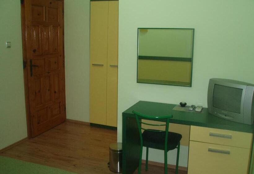 标准间, Mania Guest House