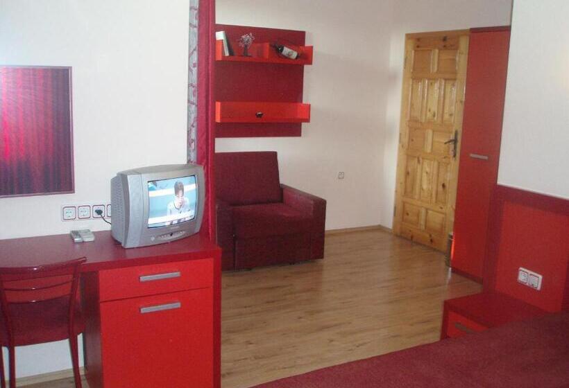 豪华房间, Mania Guest House