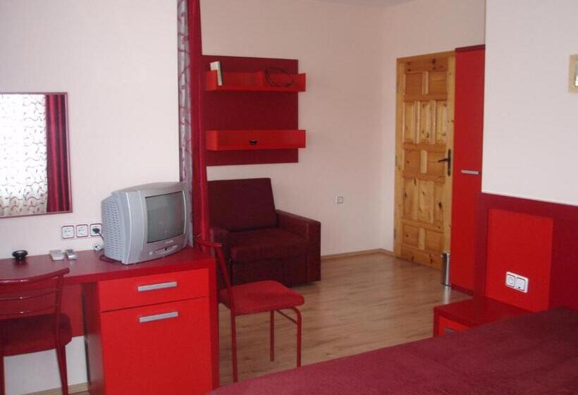 豪华房间, Mania Guest House