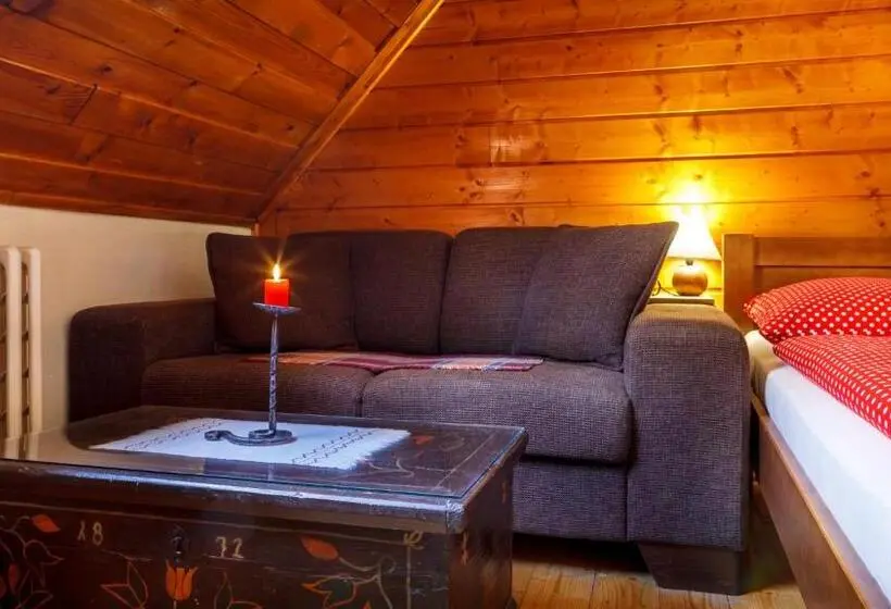 اتاق استاندارد سه نفره, Penzion Barborka