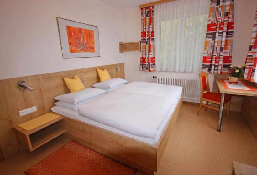 חדר קומפורט, Pension Vocario