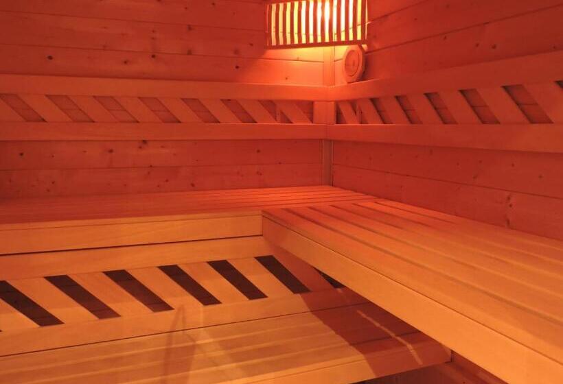 דירת שני חדרים עם מרפת, Pension Wallnöfer