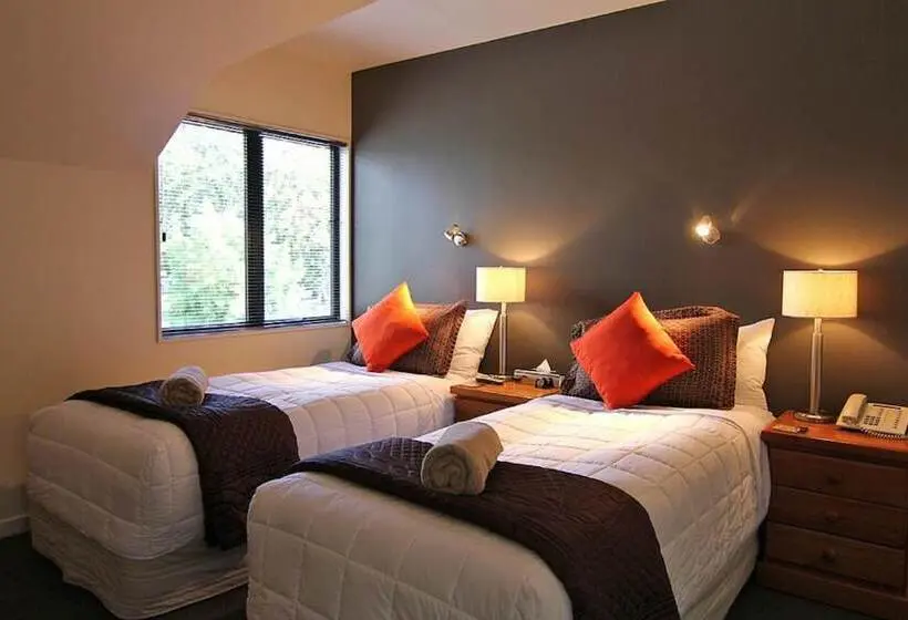 استودیو استاندارد با تخت کینگ, Drifters Inn