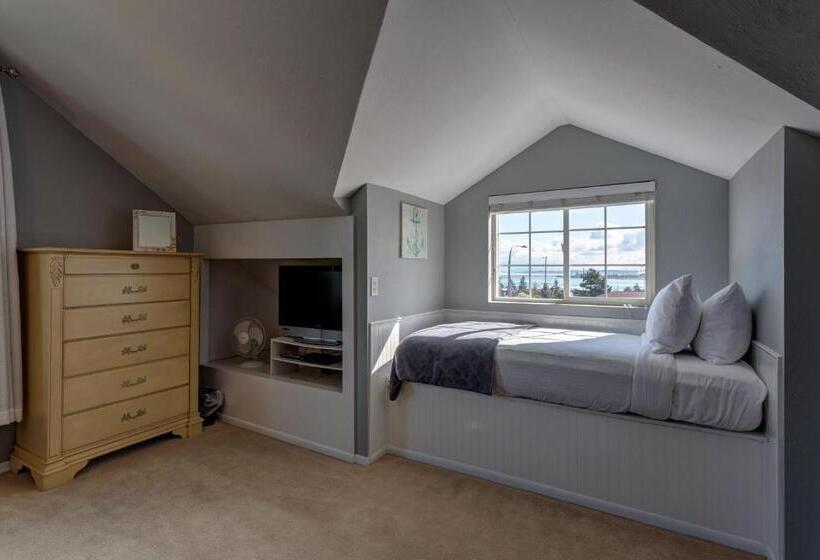 디럭스 트리플 전망 룸, Nantucket Inn  Anacortes