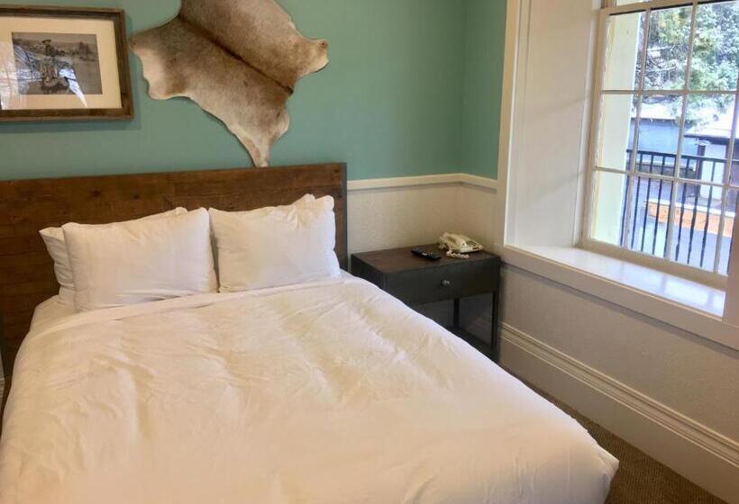 스탠다드 룸, The Groveland