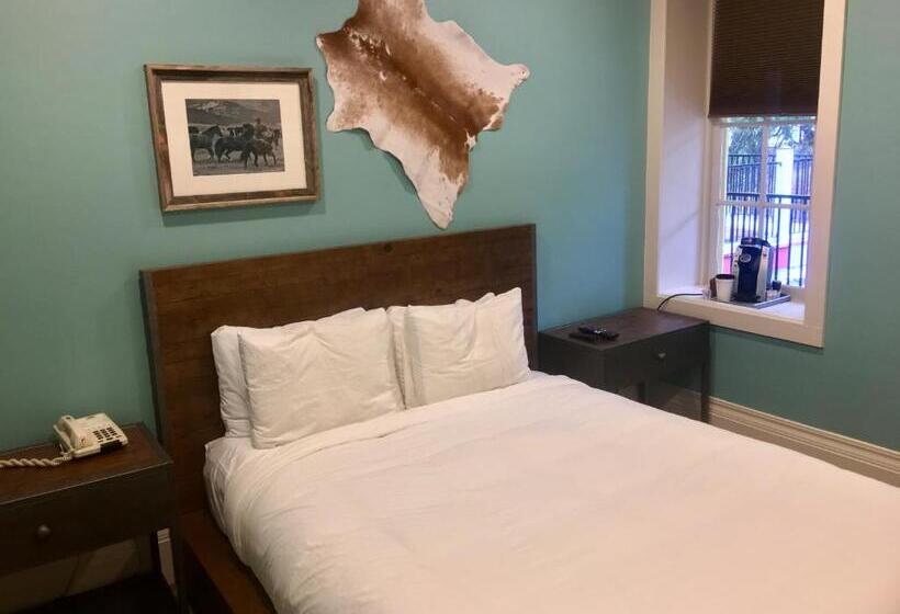 스탠다드 룸 킹사이즈 침대, The Groveland