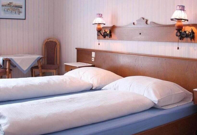 חדר סטנדרט עם מרפסת, Frühstückspension Helmut Koffler