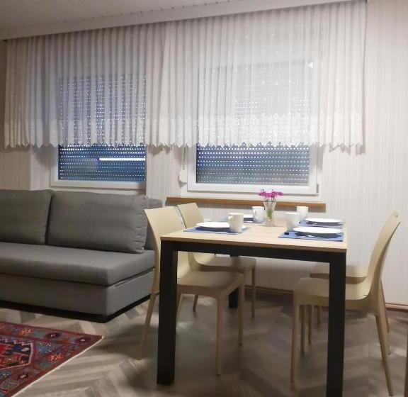 דירת חדר, Frühstückspension Helmut Koffler