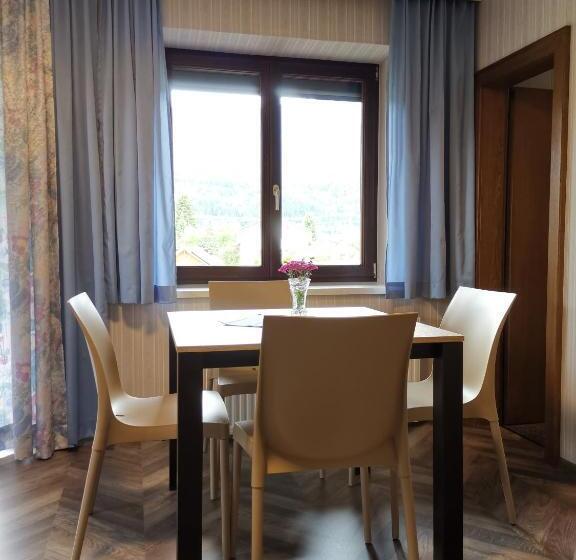 דירה בת חדר שינה 1 עם מרפסת, Frühstückspension Helmut Koffler