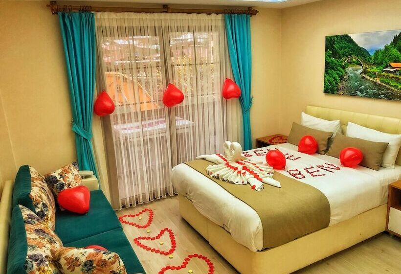 Номер Стандарт Трехместный, Osmanlı Suite