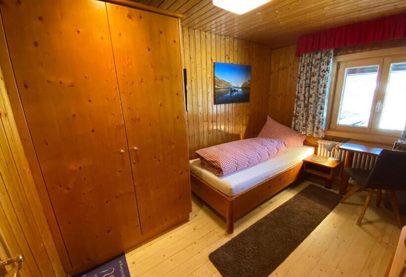 スタンダードシングルルーム, Panoramagasthof Kristberg