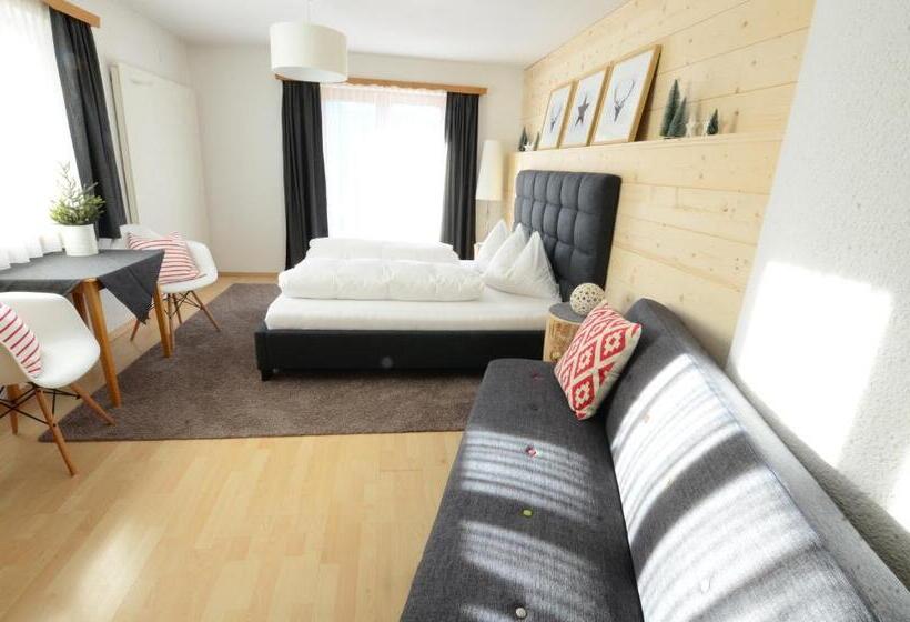 バルコニー付きスタンダードルーム, Panoramagasthof Kristberg