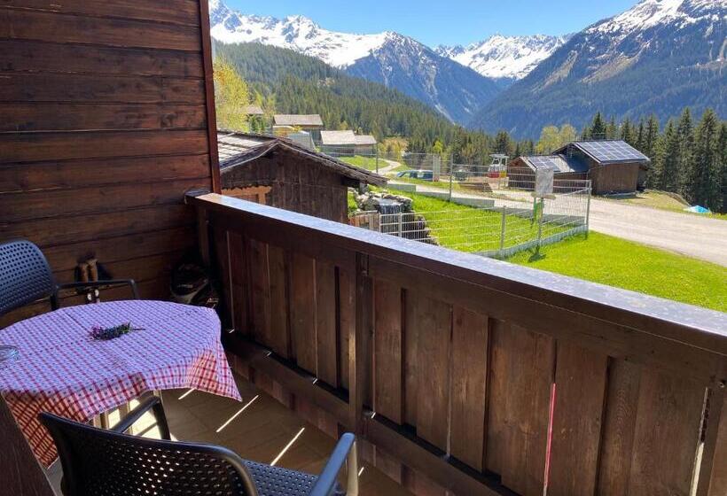 バルコニー付きスタンダードルーム, Panoramagasthof Kristberg