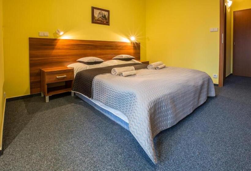 Номер Стандарт Трехместный, Penzión Ingrid