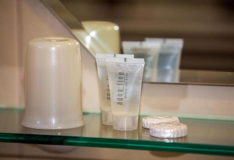 Студия Стандарт, Penzión Ingrid