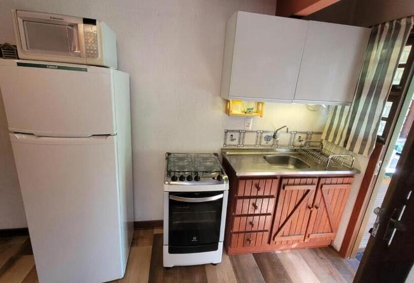 Dom 2 Sypialnie, Pousada Capitao Cook