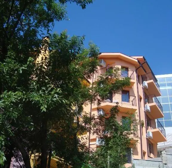 اتاق استاندارد با چشم‌انداز باغ, Villa Mari Guest Rooms