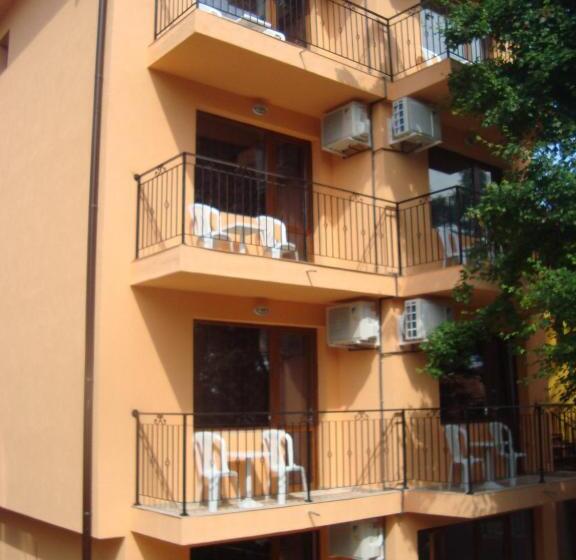 ガーデンビュースタンダードルーム, Villa Mari Guest Rooms