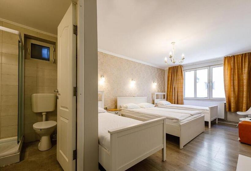 スタンダード４人部屋, Pensiunea Bella