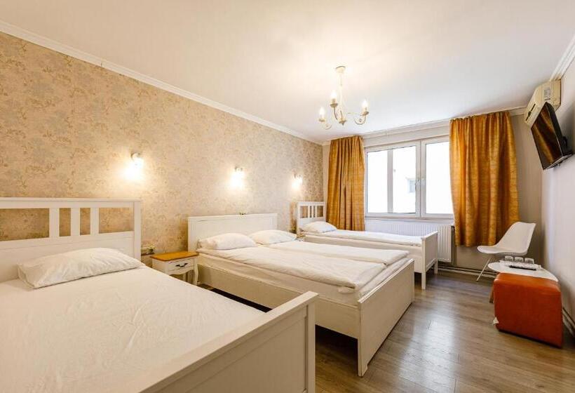 スタンダード４人部屋, Pensiunea Bella