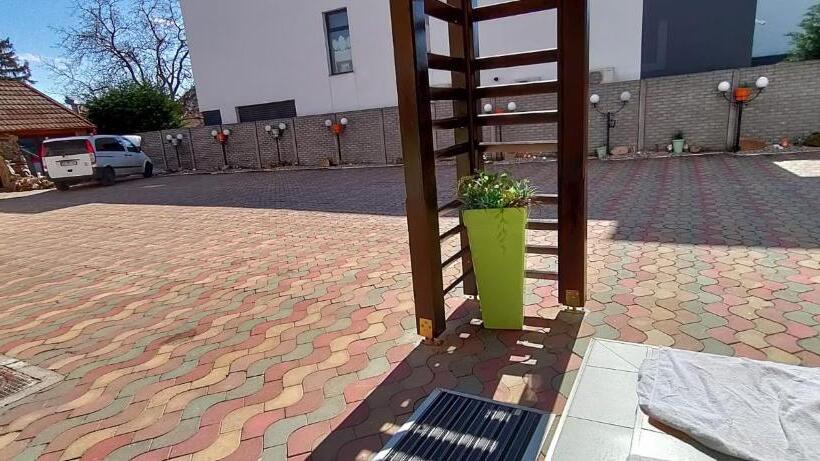 Номер Стандарт Трехместный, Pensiunea Sergiu & Geanina