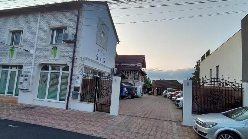 Номер Стандарт Трехместный, Pensiunea Sergiu & Geanina