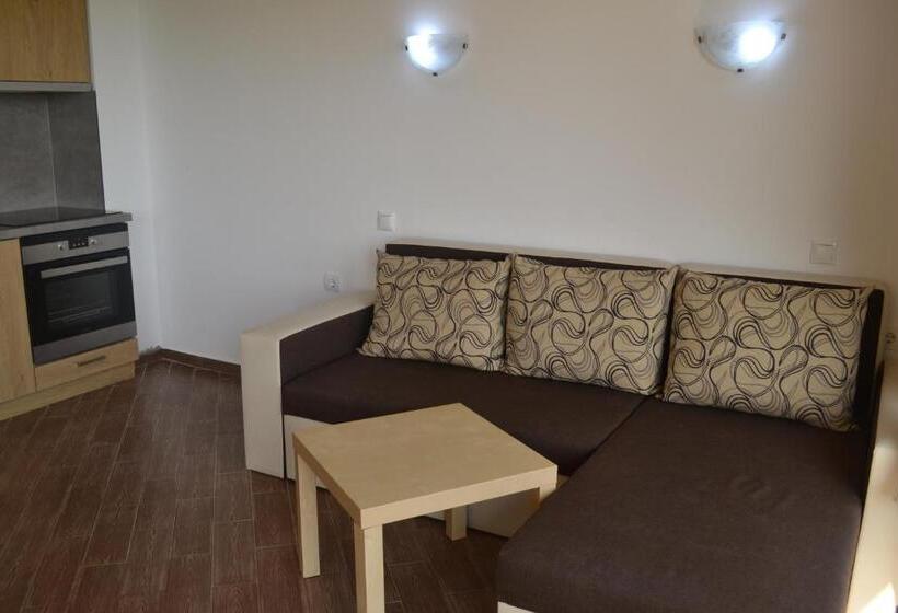 带2个卧室带海景的公寓, Seagarden Villa Resort