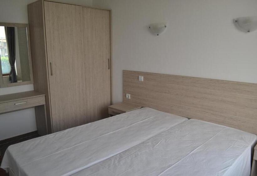 带2个卧室带海景的公寓, Seagarden Villa Resort