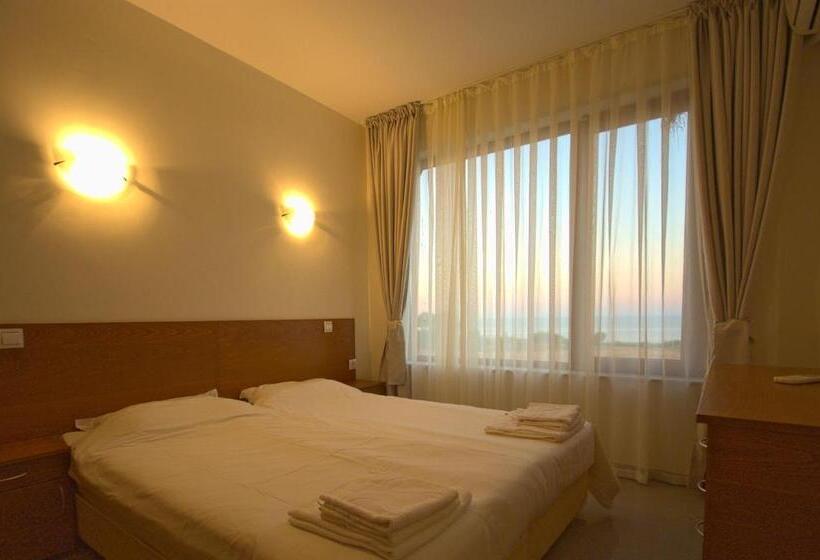 Апартаменты 2 Спальни Вид на Море, Seagarden Villa Resort
