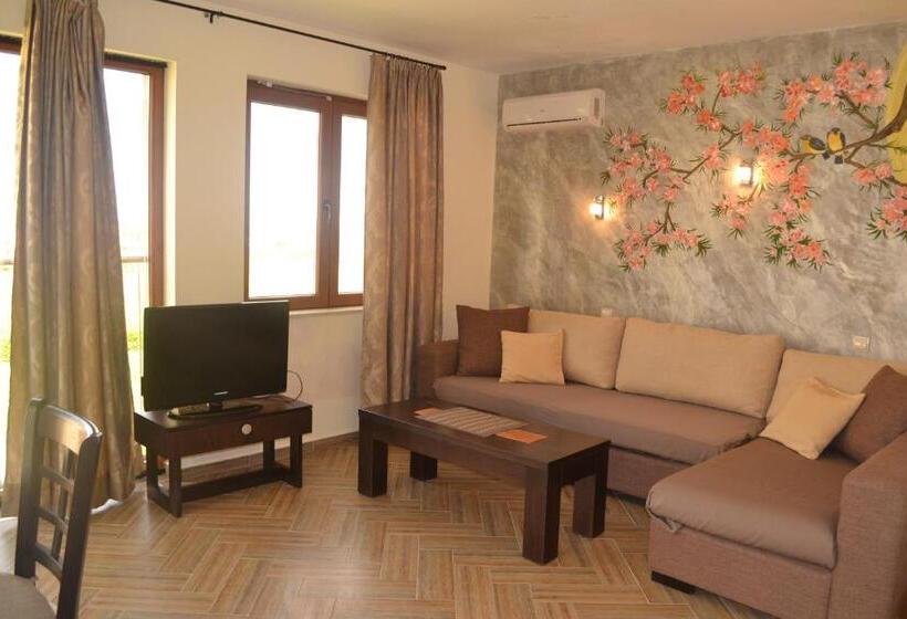 Апартаменты 1 Спальня Вид на Море, Seagarden Villa Resort