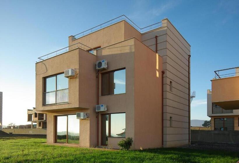 带花园景观及2个卧室的公寓, Seagarden Villa Resort