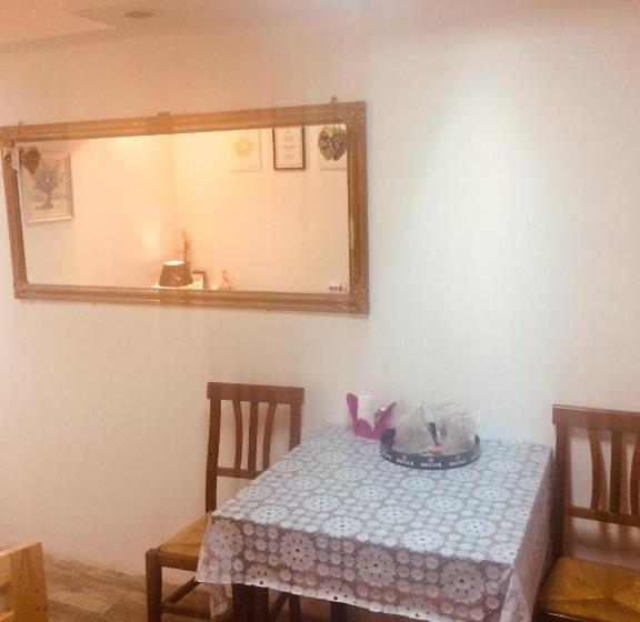 バス共有のスタンダードルーム, Casa Roz