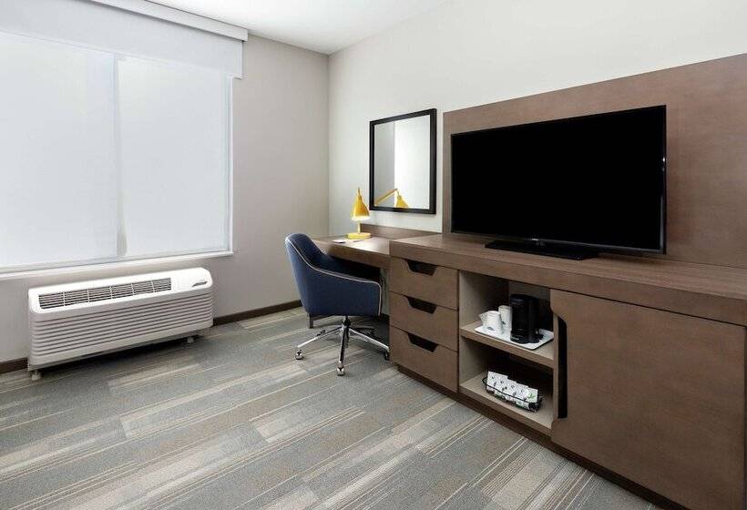 غرفه قياسيه سريرين مزدوجين,  hampton Inn & Suites San Diego Airport Liberty Station