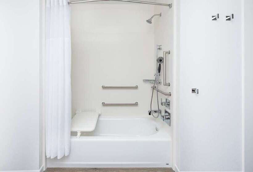 غرفة قياسية,  hampton Inn & Suites San Diego Airport Liberty Station