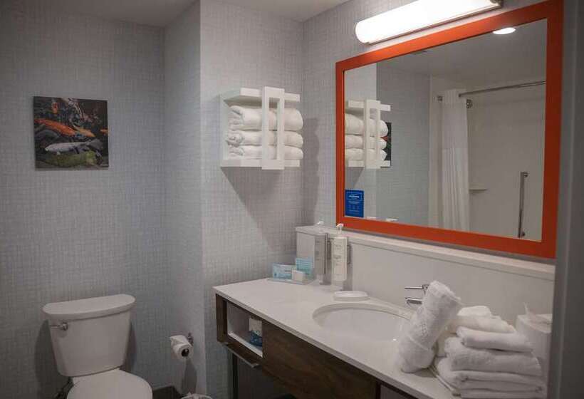 غرفة قياسية ذات إطلالة,  hampton Inn & Suites San Diego Airport Liberty Station