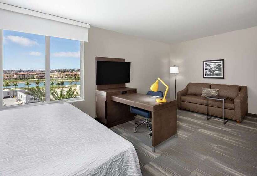 غرفة قياسية ذات إطلالة,  hampton Inn & Suites San Diego Airport Liberty Station