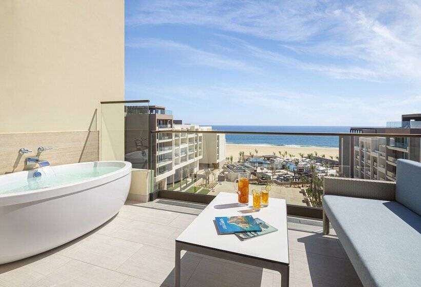 キングサイズベッドのスタンダードルーム, Hard Rock Hotel Los Cabos