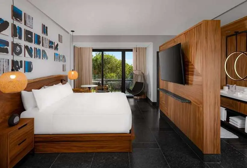 Standard Room King Size Bed